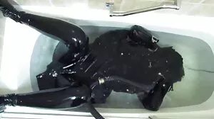 Мишел Мартинес