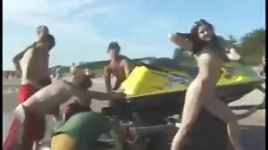 Секс на лице с разкошните Одри Грейс и Пайпър besplatno porno klipove Джун от Reality Kings