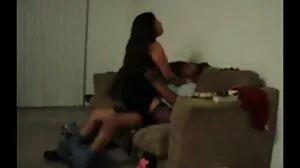 Сцена с крака на porno sex klipove раменете със секси Лина Лукса от Clubseventeen