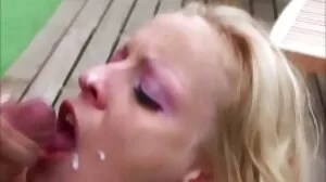 Обратно Cowgirl взрив с bezplatni porno klipove красив Velvet Rain от Bang Bros