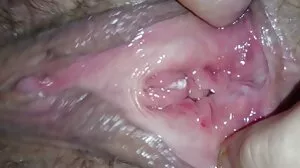 Космато порно със съблазнителната Британи porno klipove s lelki Бардо от DDF Network