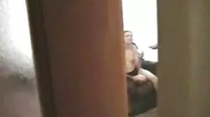 Кучешки секс със страхотна Winter Jade от Porn Pros gledane na porno klipove