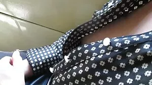 Сцена porno seks klipove с ръчна работа с красивата Тифани Уотсън от Spizoo