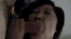 Винт за взаимна мастурбация с красивата Eliza Ibarra и Whitney Wright от bezplatni porno klipove Fantasy Massage